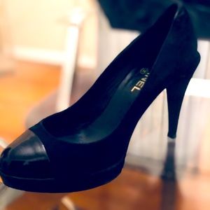 Black Chanel platform pump